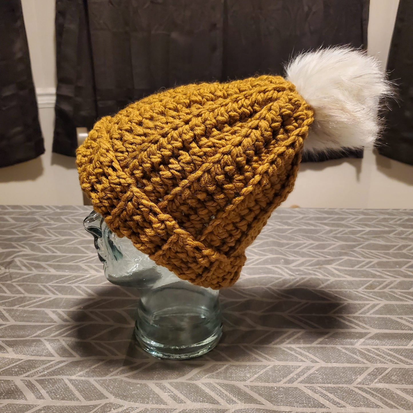 Beanie Hat w/Pom Pom